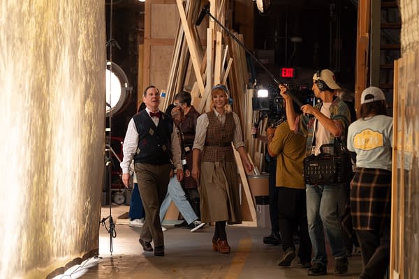 The Comeback S03E05 Preview: Valerie's Got New Showrunner Blues