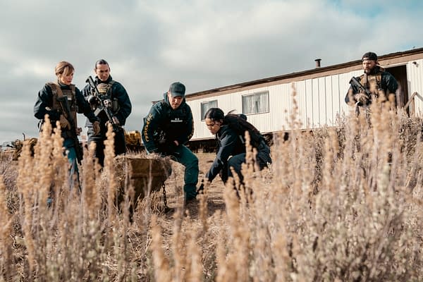 Marshals Try Containing a Prison Bus Crash: S01E10 "Playing with Fire"