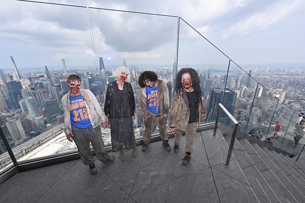 The Walking Dead: Dead City: NYC Tourist Walkers Help Hype Season 3