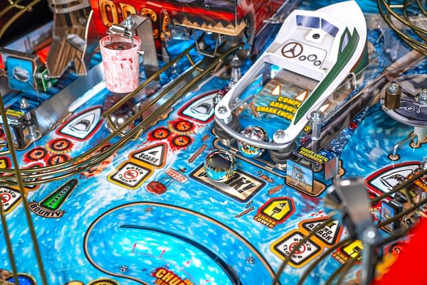 Stern Pinball Announces New Jaws Table For SDCC 2025