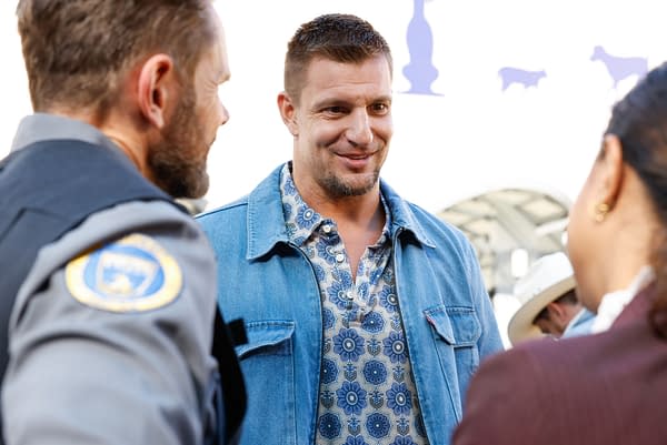 Animal Control S04E03 "Dragons and Dognappers" Preview: Gronk Returns