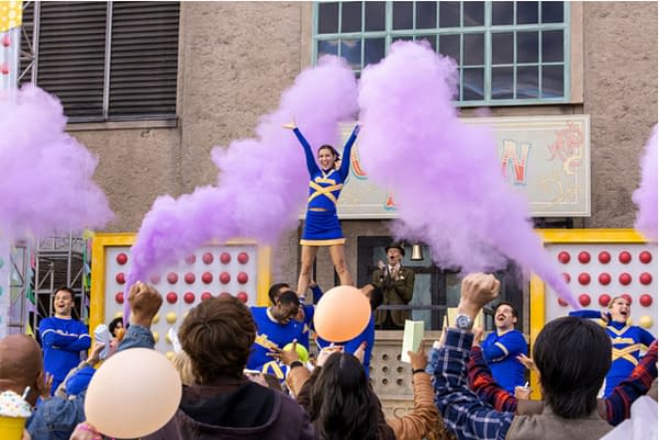 Stumble: Brown & Dunbar on Adjusting to Weekly TV, Showrunners & More