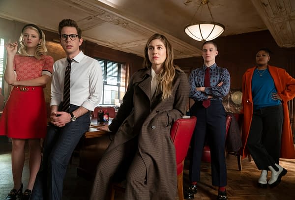THE POLITICIAN (L to R) JULIA SCHLAEPFER as ALICE CHARLES, BEN PLATT as PAYTON HOBART, LAURA DREYFUSS as MCAFEE WESTBROOK, THEO GERMAINE as JAMES SULLIVAN, and RAHNE JONES as SKYE LEIGHTON in episode 2 of THE POLITICIAN. Cr. COURTESY OF NETFLIX/NETFLIX © 2020
