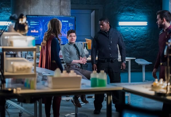 Supergirl Season 3: 16 New Images from 'The Fanatical'