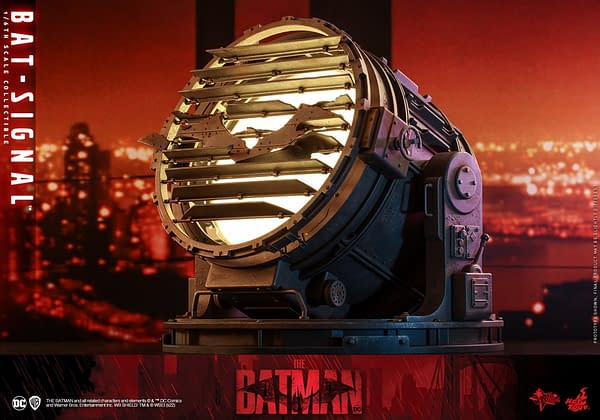 The Batman Bat-Signal Add-On Collectible Coming to Hot Toys