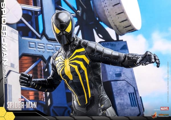 Spider-Man Anti-Ock Suit Saves the Day with New Hot Toys Reveal