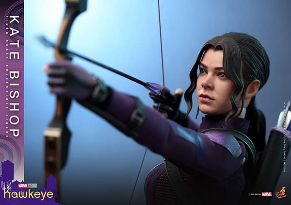 Hawkeye Kate Bishop 1/6 Scale Figure Coming Soon from Hot Toys