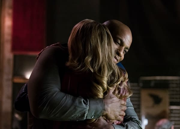 Supergirl Season 3: 16 New Images from 'The Fanatical'