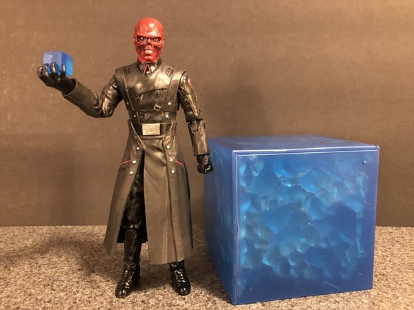 Marvel Legends SDCC Exclusive Red Skull and Tesseract 7
