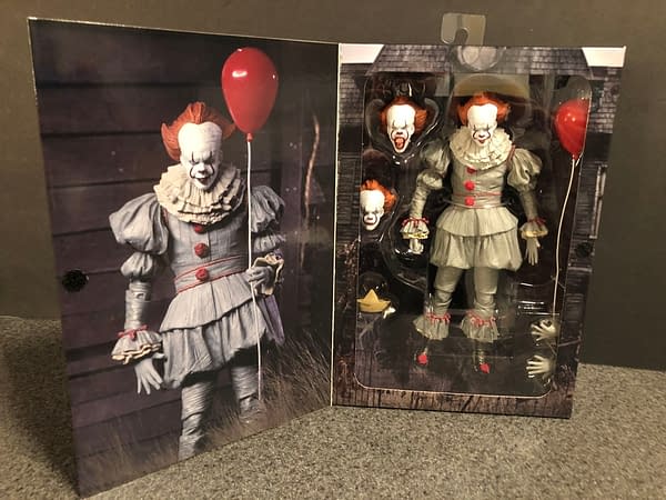 NECA Pennywise (2017) 4
