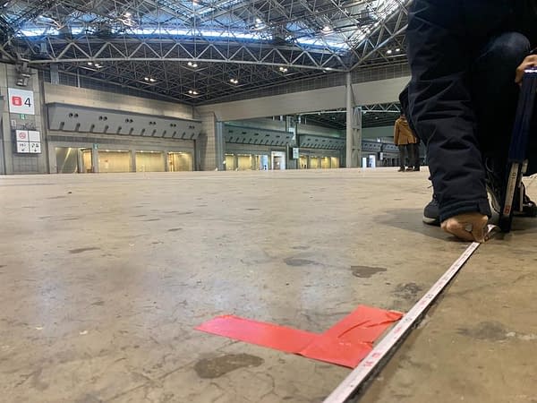 Setting Up Comiket 95 &#8211; The World's Biggest Comics Event Began in Tokyo Today
