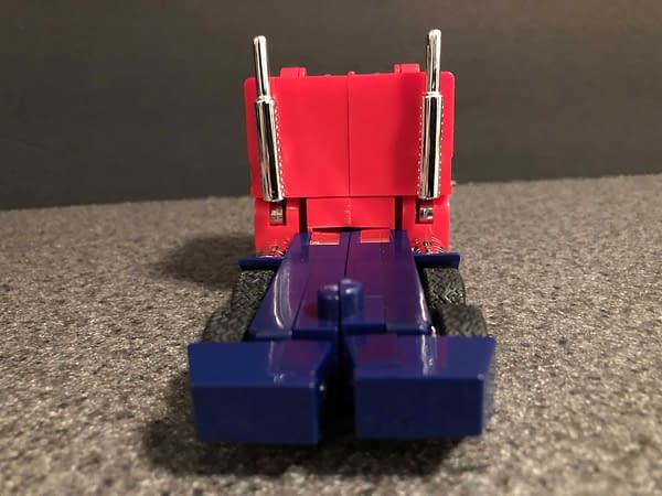 Hasbro's Walmart Exclusive G1 Reissue of Transformers Leader Optimus Prime is in Stores Now
