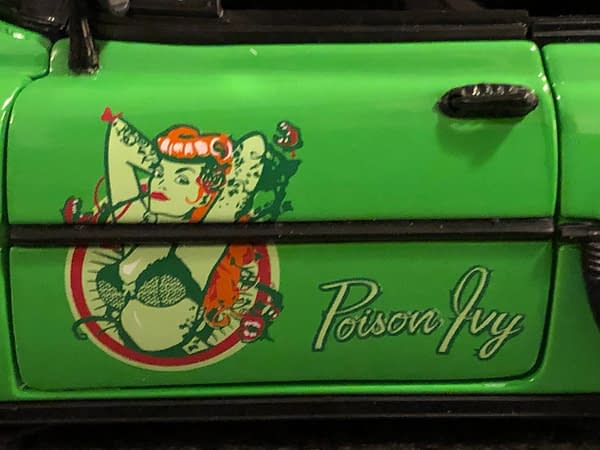 DC Bombshells Jada Toys Hollywood Rides Car Week: Poison Ivy!