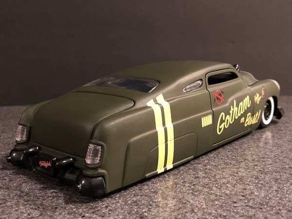 DC Bombshells Jada Toys Hollywood Rides Car Week: Harley Quinn!