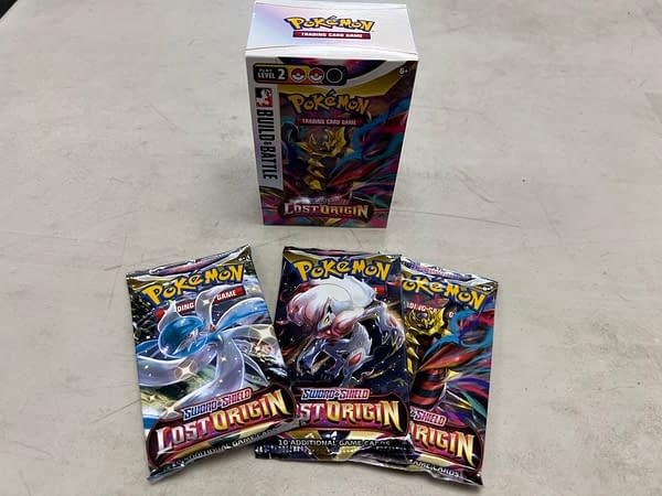 Lost Origin Build & Battle Box and packs. Credit: Pokémon TCG