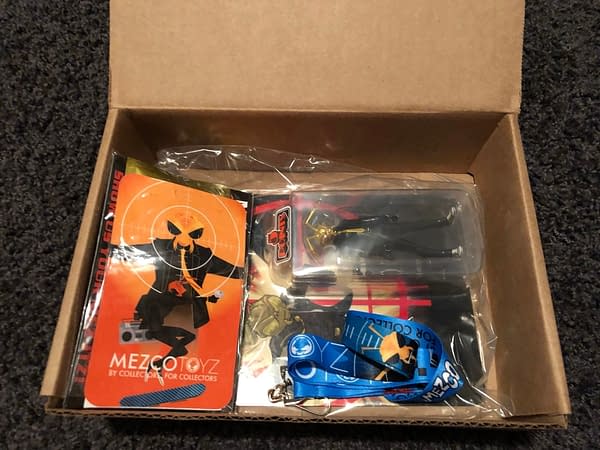 We Unbox the Mezco Toyz the SDCC Booth-in-a-Box