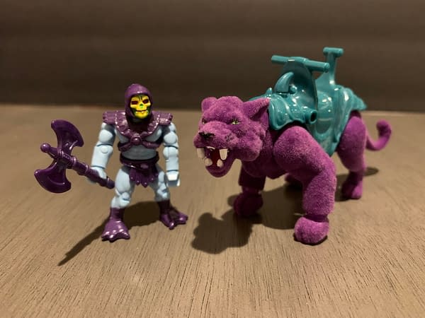Let's Take A Look At The MOTU MegaBlox Skeletor & Panthor Set