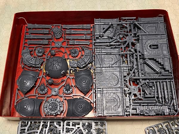 The terrain sprues for the "Extremis" boxed starter set for Games Workshop's third edition of Age of Sigmar.