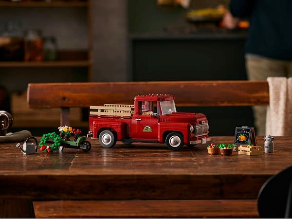 Travel Back To the 1950s With LEGO's New Pickup Truck Set