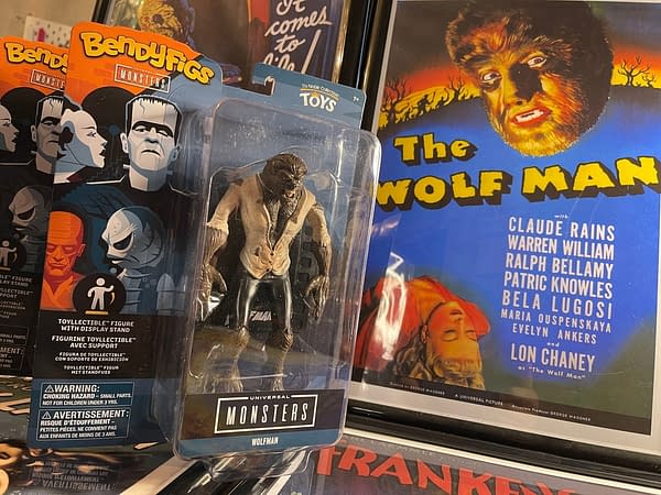 Universal Monsters Come to Life With The Noble Collection's Bendyfigs