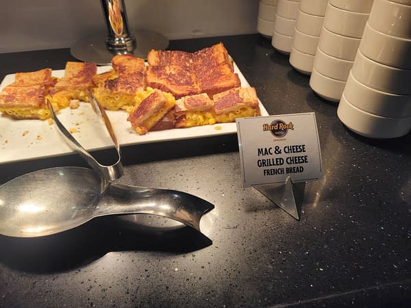 Starfleet Command Party (And Buffet) At San Diego Comic-Con