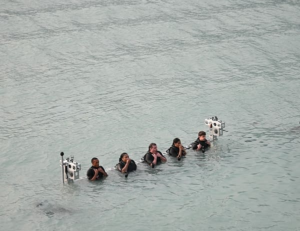 Fear Factor: House of Fear Ep. 5 Exclusive Clip: Johnny Drops a Twist