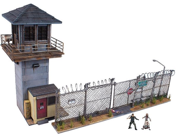 The_Walking_Dead_Construction_Prison_Tower