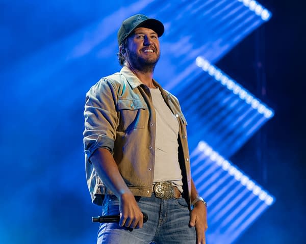 CMA Fest 2026: Our Viewing Guide to Tonight's Big Country Music Event
