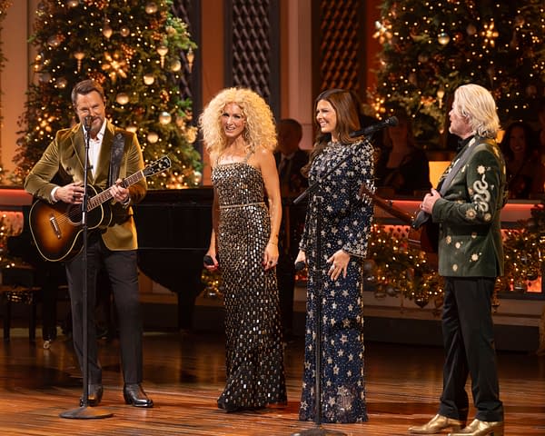 CMA COUNTRY CHRISTMAS