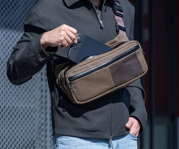 WaterField Designs Reveals New Versus Gaming Sling