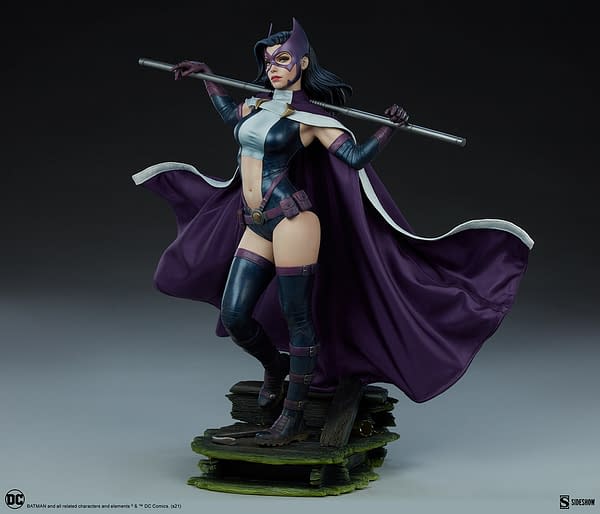 DC Comics Huntress is on the Hunt with Sideshow Collectibles