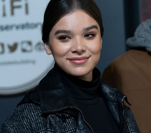 'Spider-Verse': Hailee Steinfeld Wishes She Could Look like Gwen