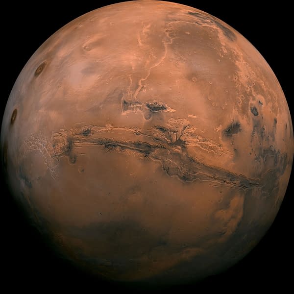 Possible Stable Body of Water Detected on Mars