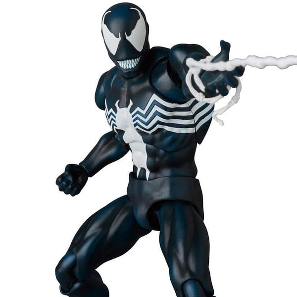 MAFEX Venom Figure 9