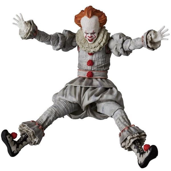 Pennywise MAFEX Figure 5