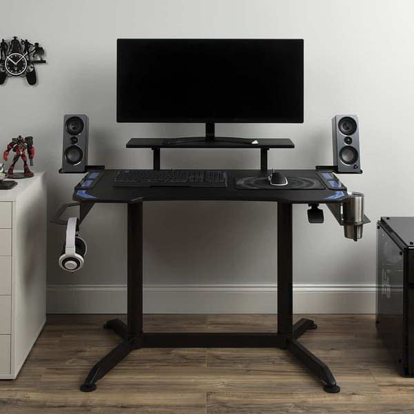 [REVIEW] The Respawn RSP-3010 Gaming Desk is Nearly Perfect