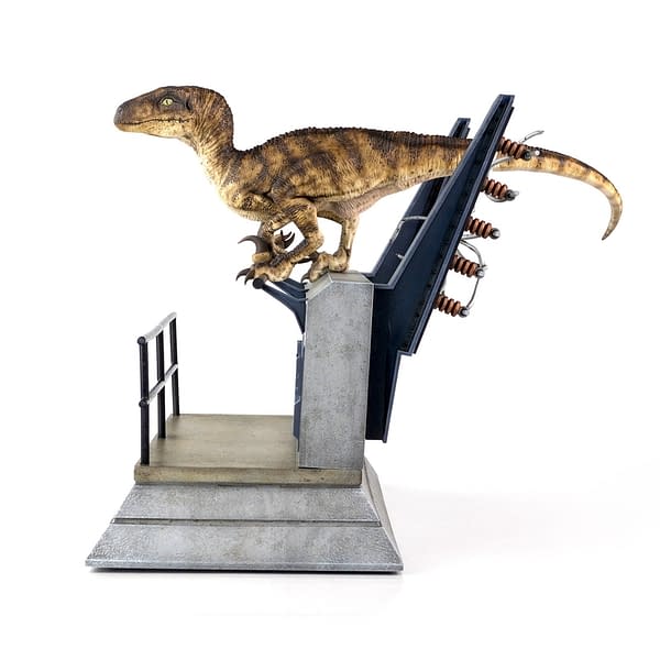 Jurassic Park Raptor Breakout Statue Announced by Chronicle