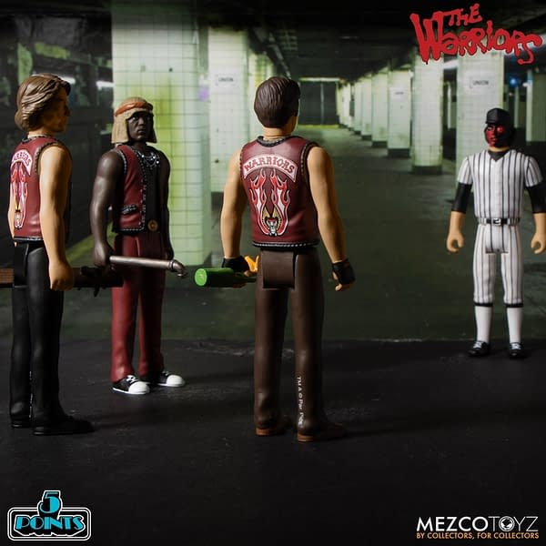 The Warriors Are Back With 5 Point Figures from Mezco Toyz
