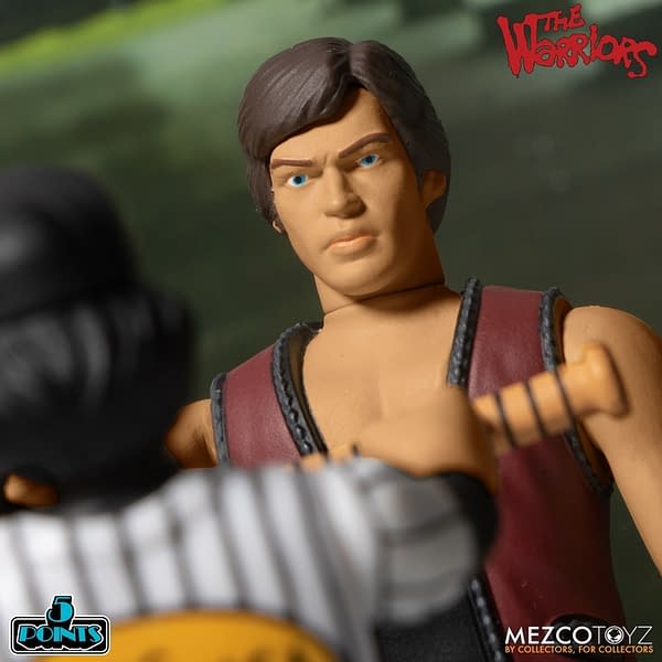 The Warriors Are Back With 5 Point Figures from Mezco Toyz