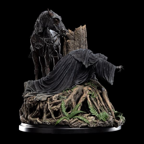 Lord of the Rings Escape from The Road Statues Hits Weta Workshop