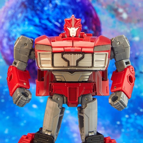 New Transformers: Generations Legacy Deluxe Figures Debut from Hasbro 