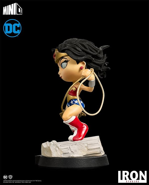 DC Comics Wonder Woman Minico Statue by Iron Studios