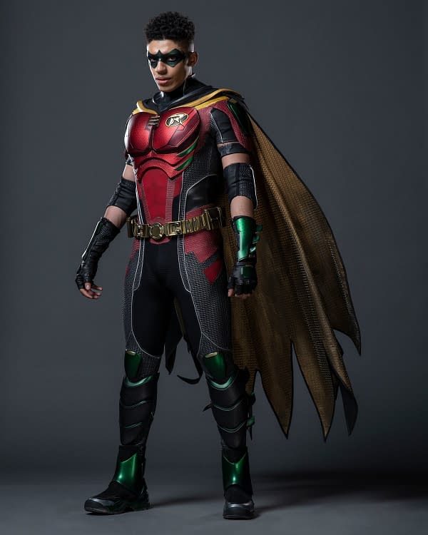 Titans Season 4: Here's a Better Look at Jay Lycurgo's Robin Costume