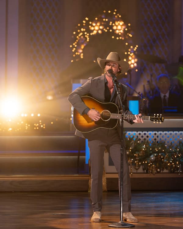 CMA COUNTRY CHRISTMAS
