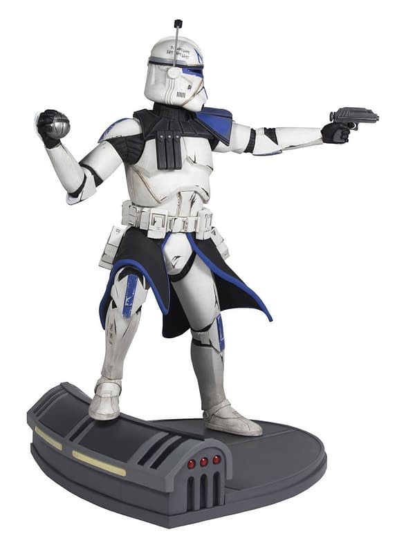 Star Wars Captain Rex and Pilot Luke Statues Coming To Diamond Select