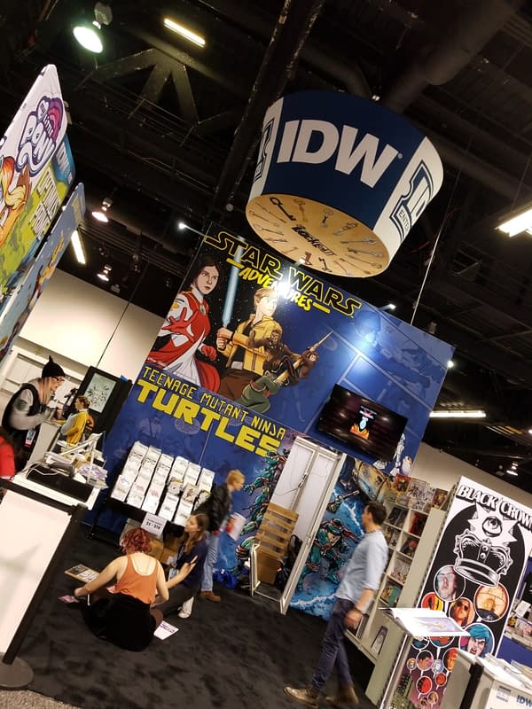 Sneak Peek at IDW and DC Comics During WonderCon Setup &#8211; and Where to Get Your Sonic the Hedgehog #1