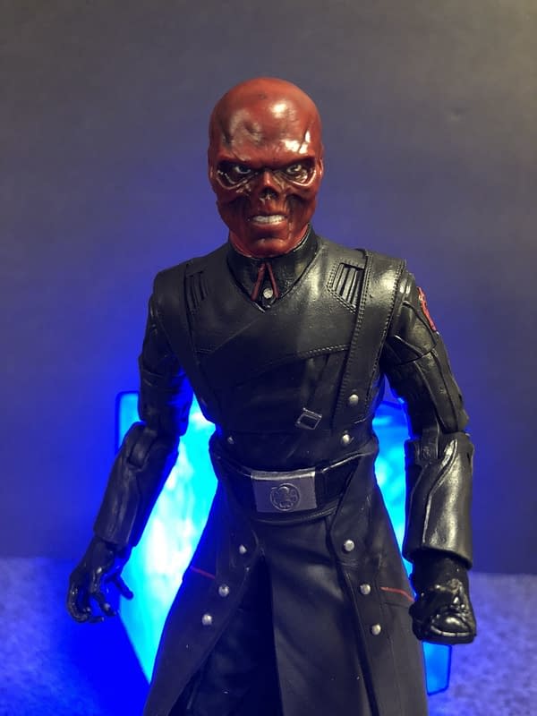 Marvel Legends SDCC Exclusive Red Skull and Tesseract 11