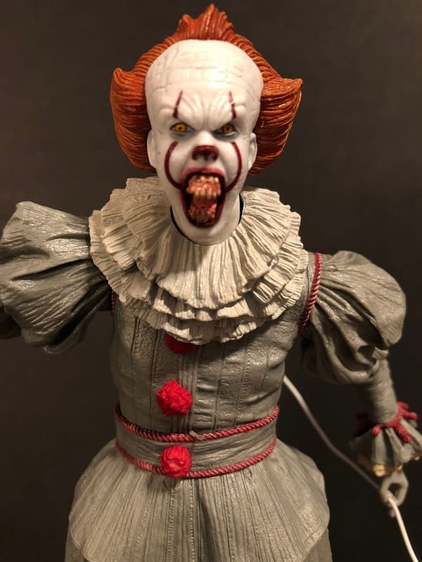NECA Pennywise (2017) 10