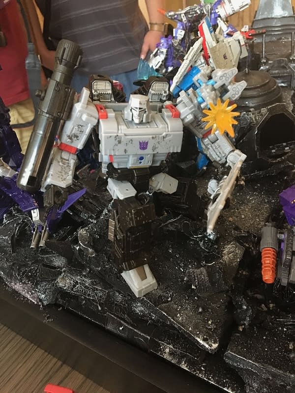 We Take a Look at the New Transformers War For Cybertron: Siege Line From Hasbro