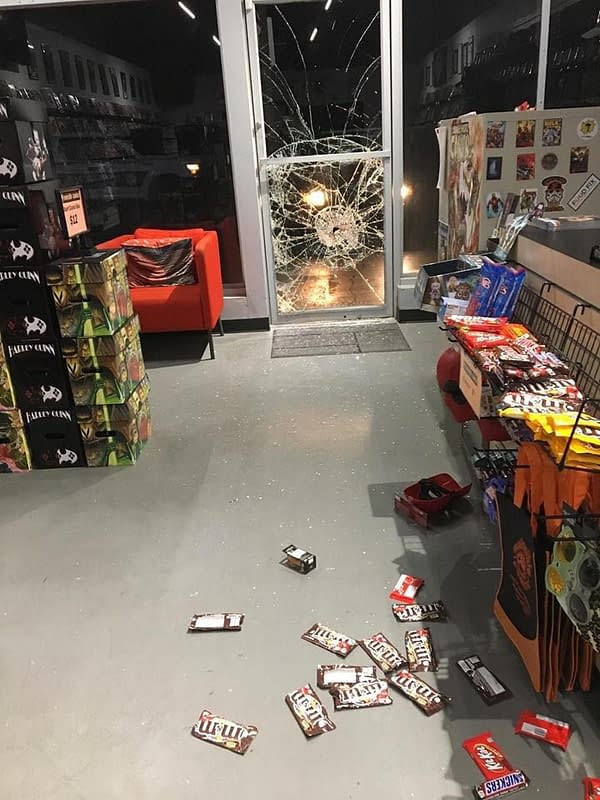 Large Theft of Slabbed Books From Invincible Comics of Modesto, California